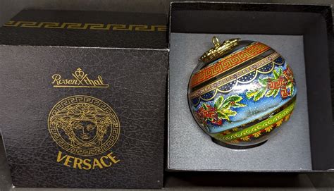 sfera decorativa versace